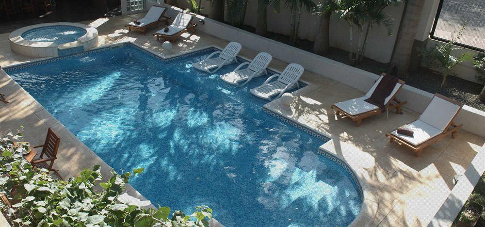 Akwati Suites Iguazu Пуэрто-Игуасу Экстерьер фото
